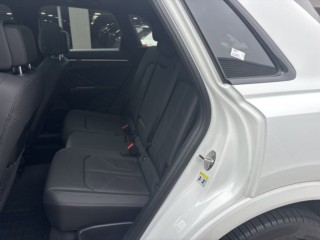 Used 2025 Audi Q3 2.0T Premium w/ Convenience Package image 14