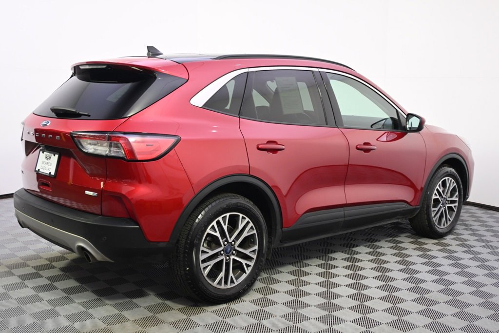 Used 2020 Ford Escape SEL image 7