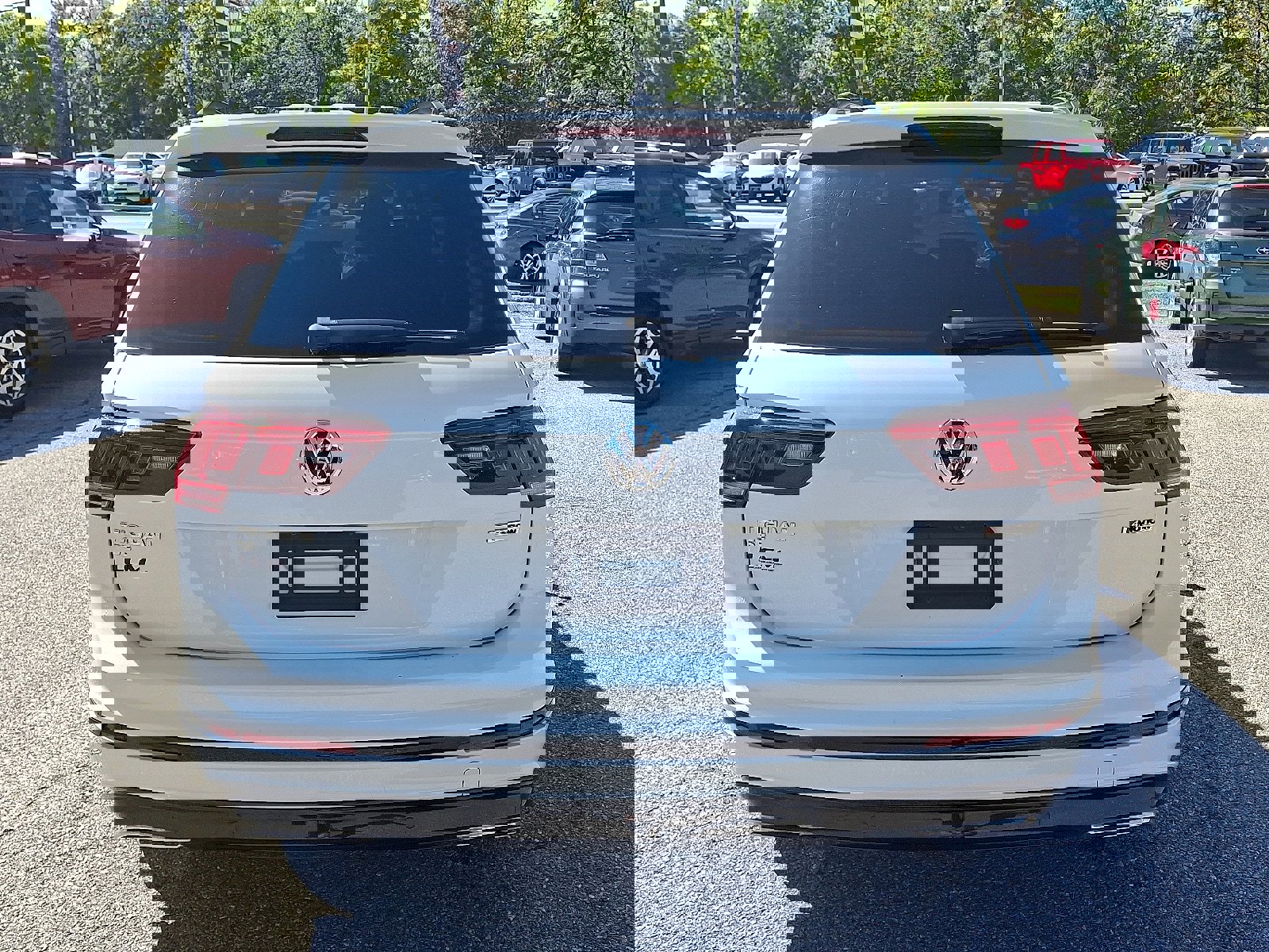 Used 2021 Volkswagen Tiguan SE R-Line image 5