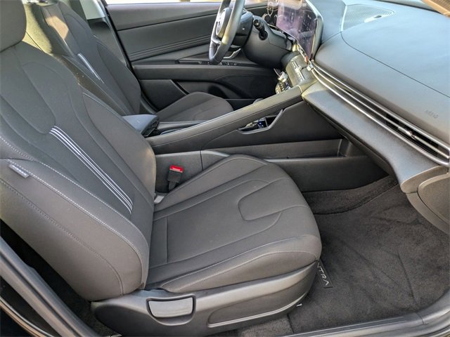 Certified 2023 Hyundai Elantra SEL w/ Convenience Package image 37