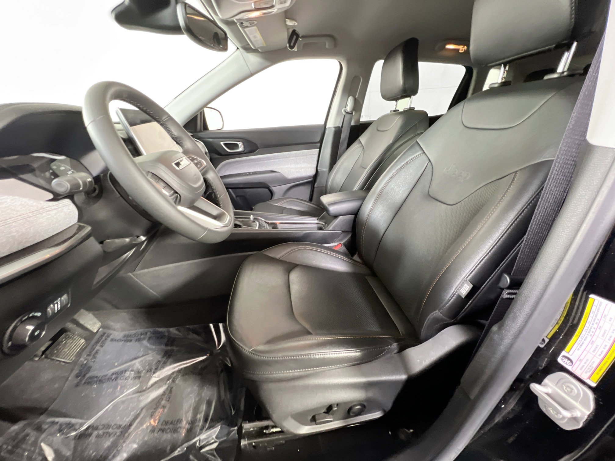 Used 2022 Jeep Compass Latitude image 20