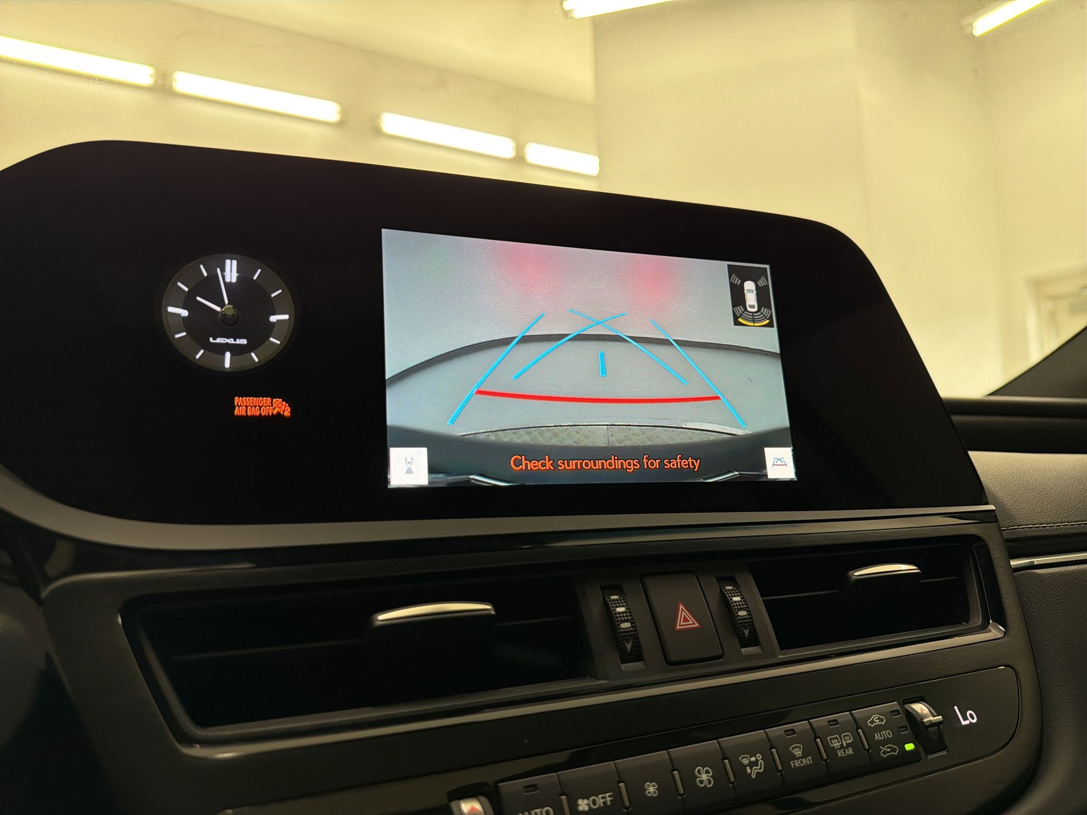Certified 2023 Lexus ES 300h w/ Luxury Package FWD image 26