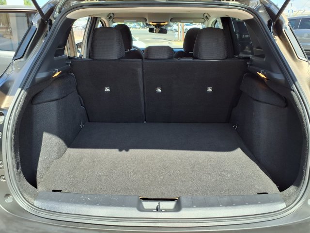 Used 2025 Nissan Kicks S AWD/4WD image 9