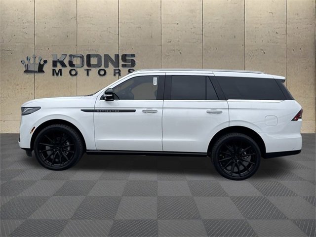 New 2025 Lincoln Navigator Black Label image 4