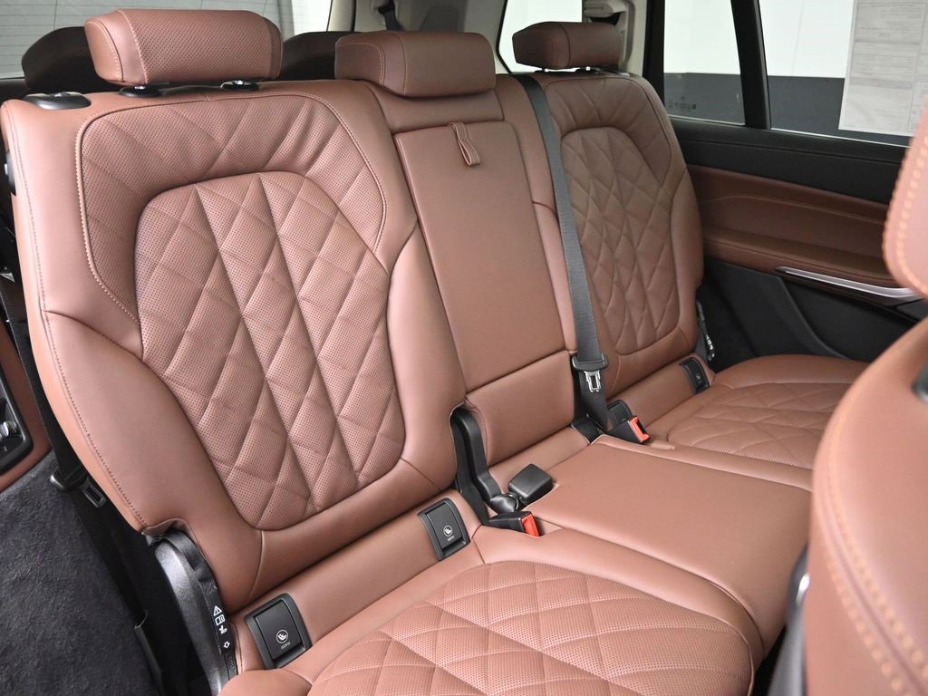 New 2026 BMW X7 xDrive40i image 26