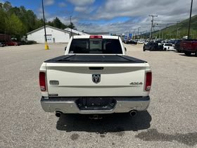 Used 2017 RAM 1500 Laramie Longhorn AWD/4WD image 6