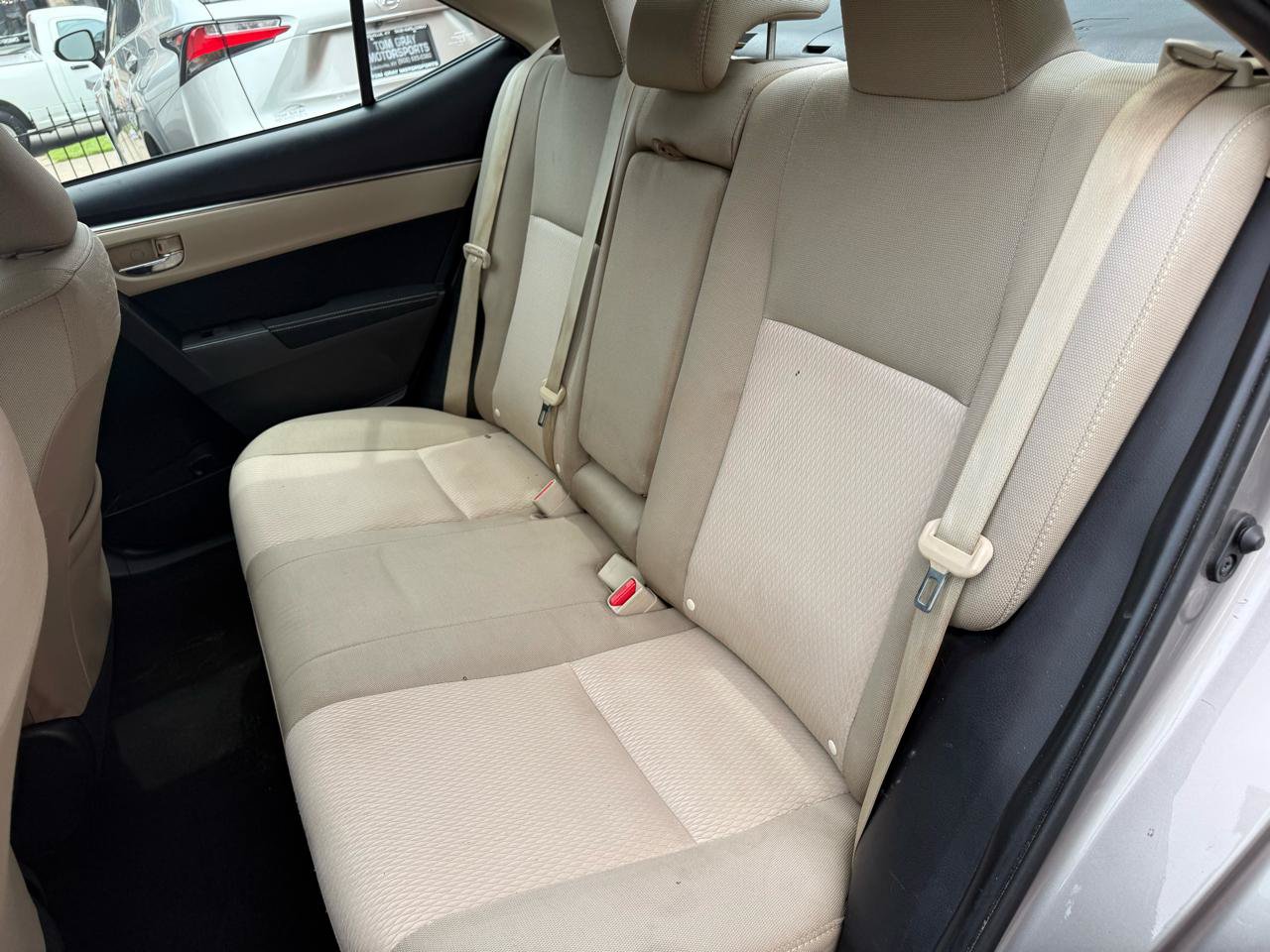 Used 2015 Toyota Corolla LE FWD image 7
