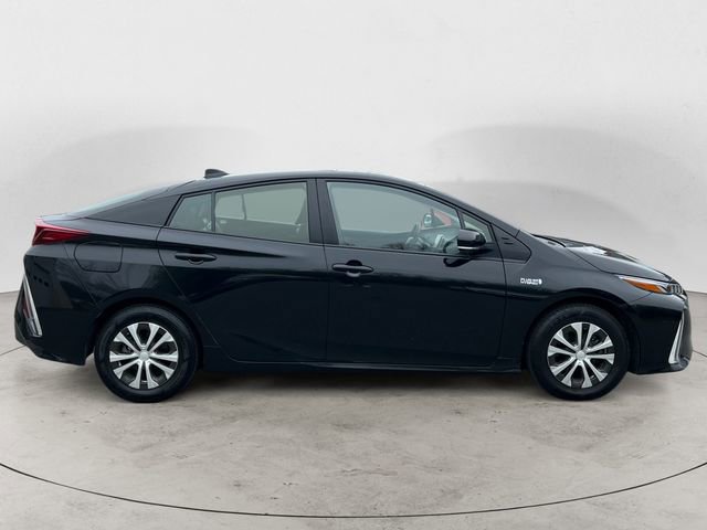 Used 2021 Toyota Prius Prime XLE FWD image 6