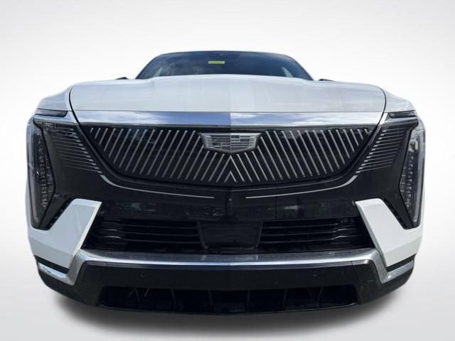 Certified 2025 Cadillac Escalade IQ Luxury 2 w/ LPO, Premium Carpet Package image 8