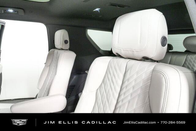 New 2026 Cadillac Escalade IQL Sport 1 w/ LPO, ONYX Package AWD/4WD image 24