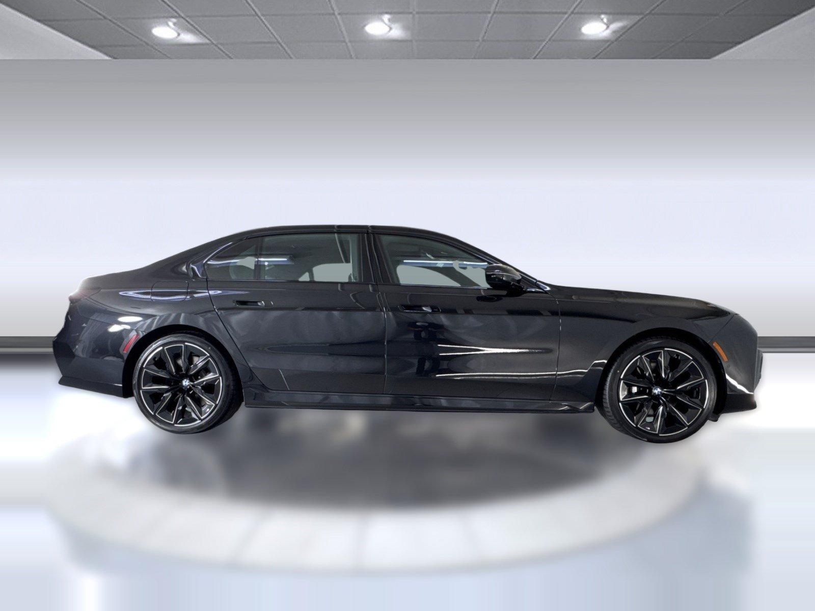 New 2026 BMW 740i w/ Premium Package RWD image 7