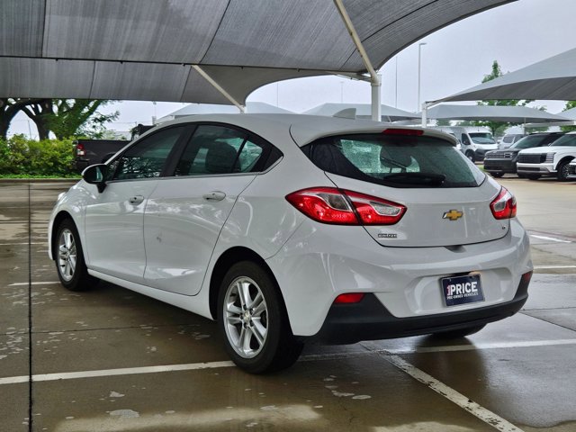 Used 2018 Chevrolet Cruze LT w/ Convenience Package FWD image 7