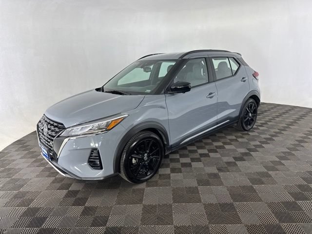 Used 2021 Nissan Kicks SR FWD image 4