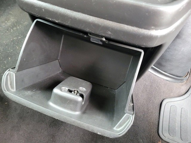 Used 2020 Chevrolet Express 3500 LT w/ LT Preferred Equipment Group image 17