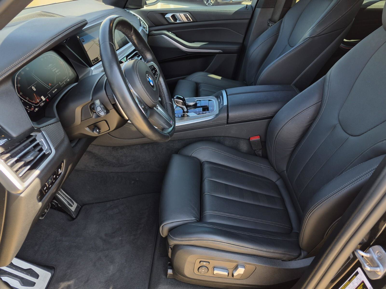 Certified 2022 BMW X5 xDrive40i w/ M Sport Package AWD/4WD image 13