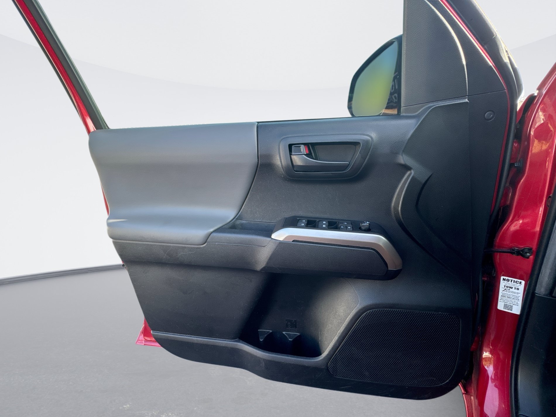 Used 2023 Toyota Tacoma SR5 RWD image 29