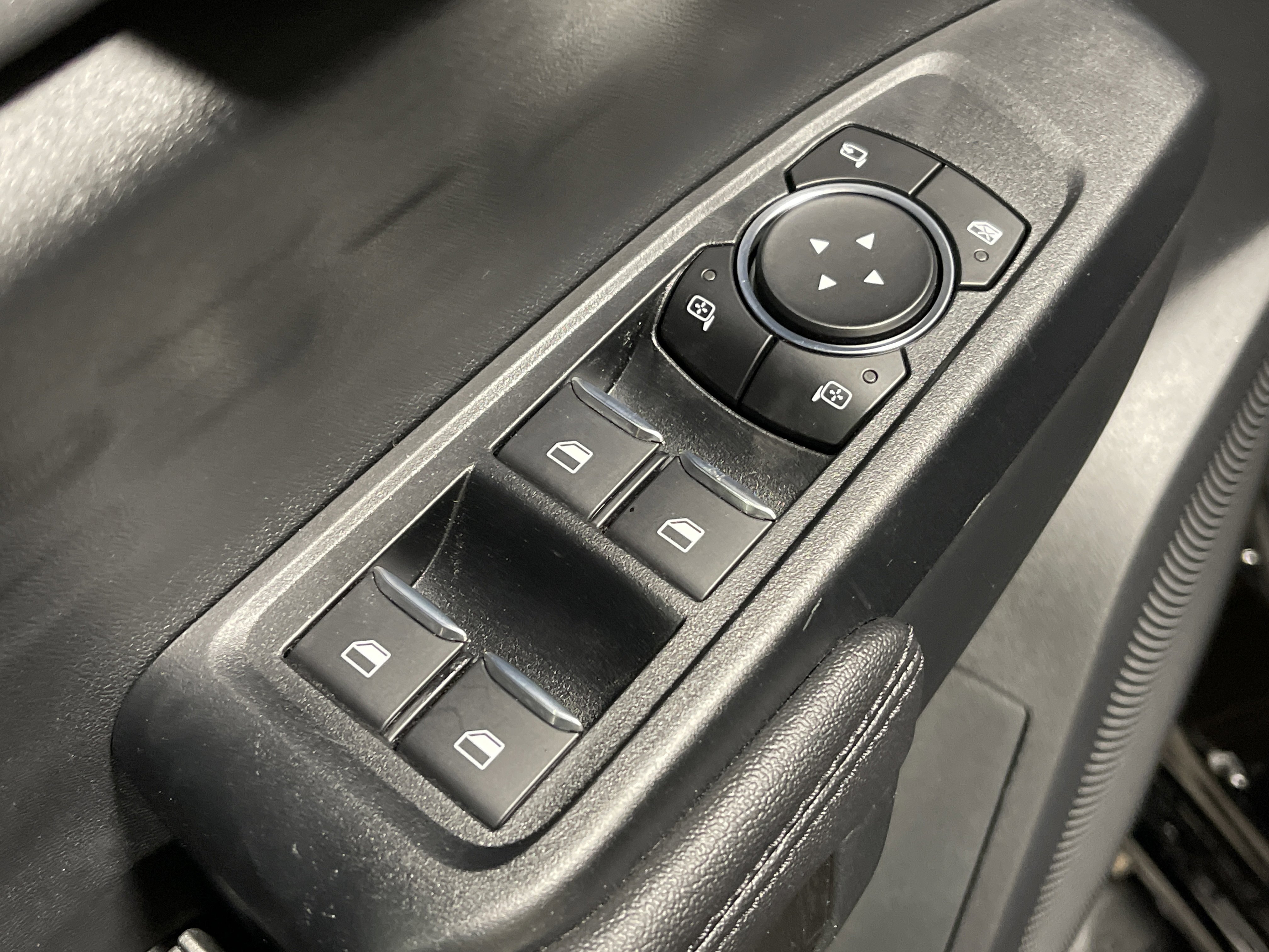 New 2025 Ford Ranger XLT w/ Black Appearance Package image 11