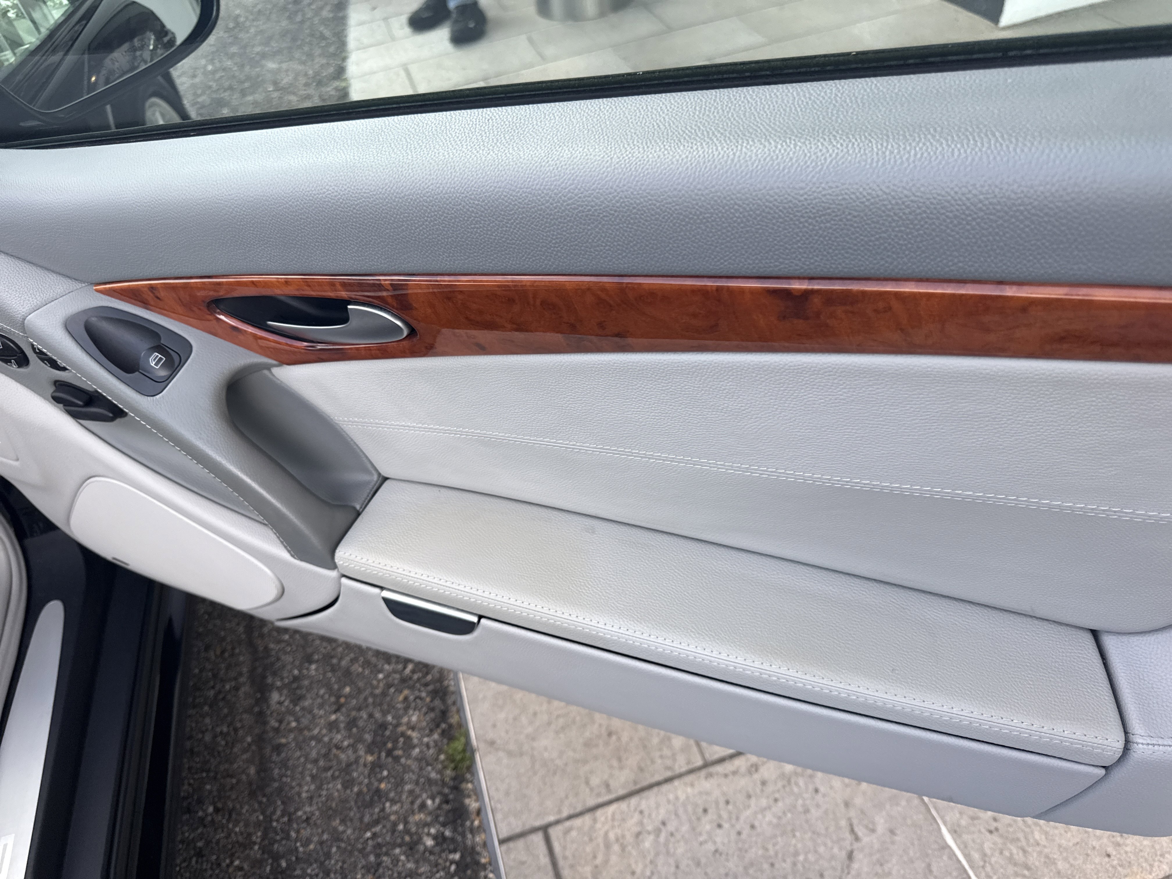 Used 2004 Mercedes-Benz SL 55 AMG image 15