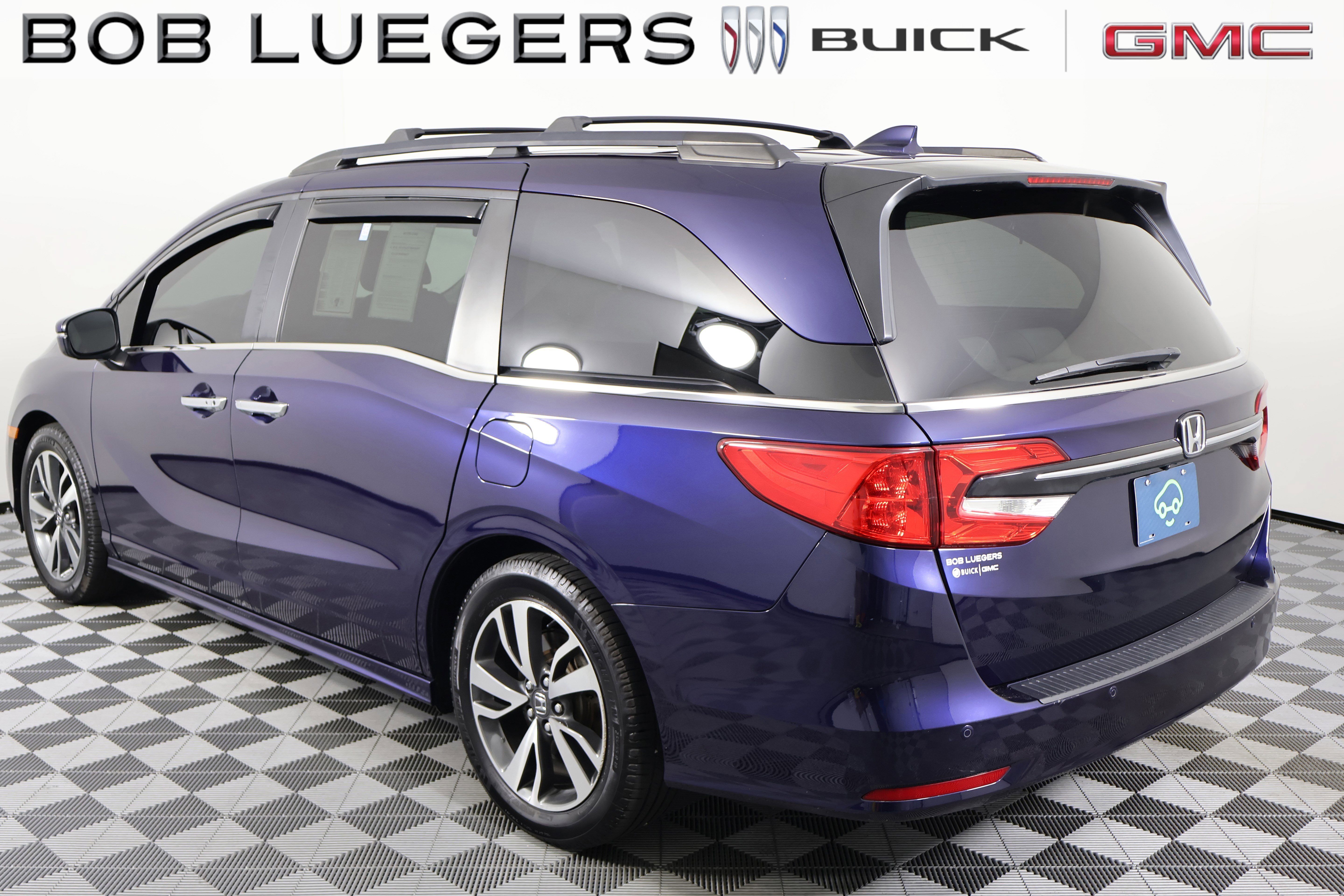 Used 2023 Honda Odyssey Touring image 4