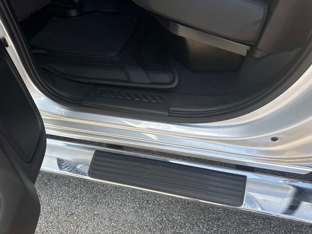 Used 2022 Chevrolet Silverado 1500 LTZ w/ LTZ Premium Package image 14