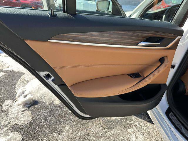 Used 2023 BMW 530i xDrive w/ Convenience Package image 20
