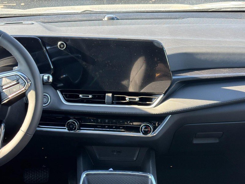 New 2026 Chevrolet Equinox LT w/ Midnight Edition image 8