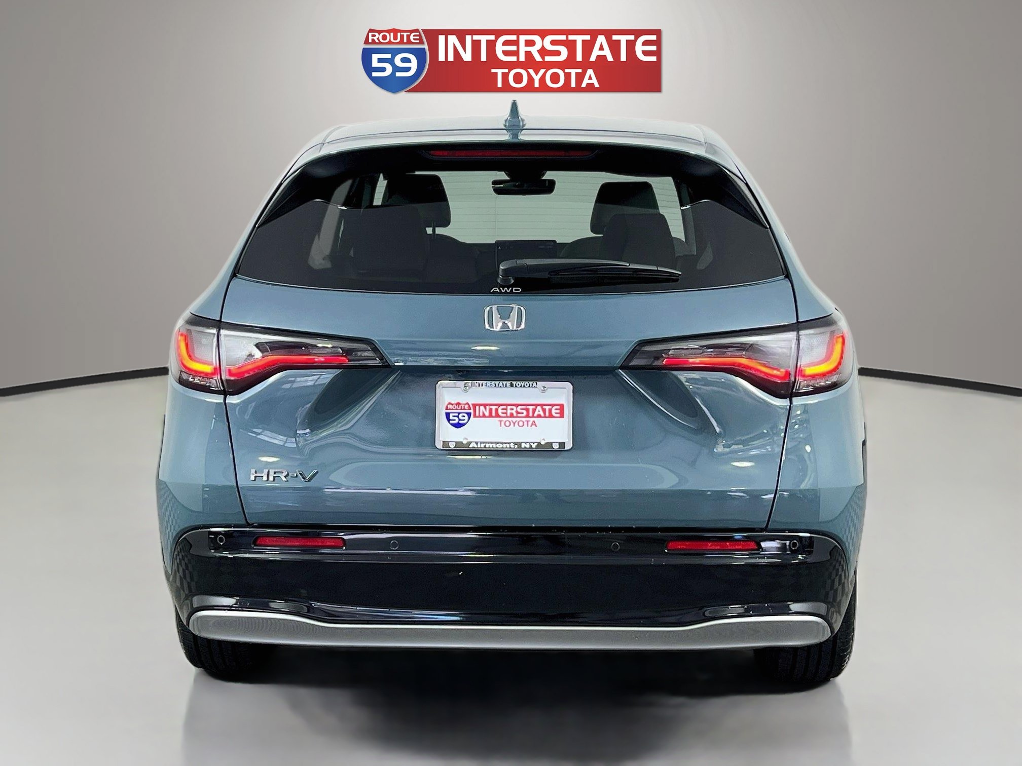 Used 2024 Honda HR-V EX-L image 6