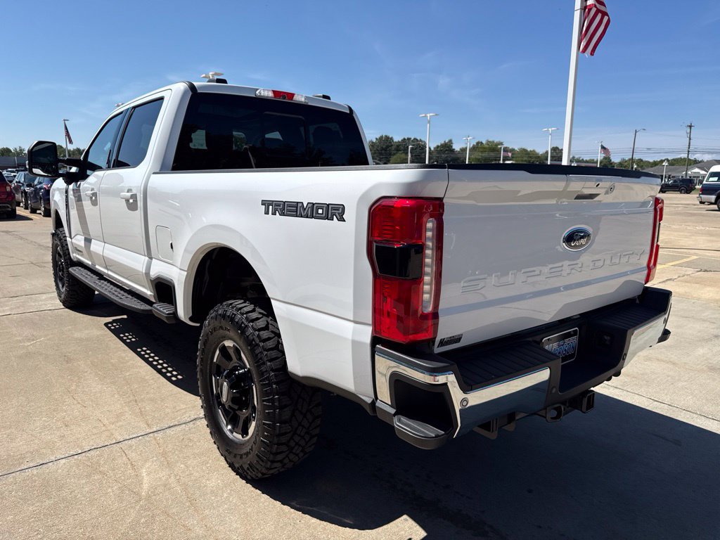 New 2026 Ford F350 XLT w/ XLT Premium Package AWD/4WD image 6