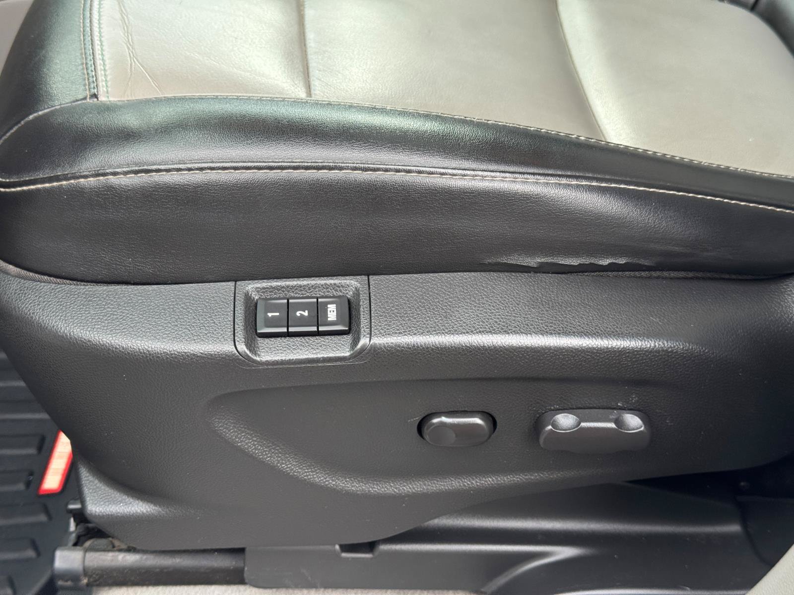 Used 2014 Buick Encore Leather FWD image 13
