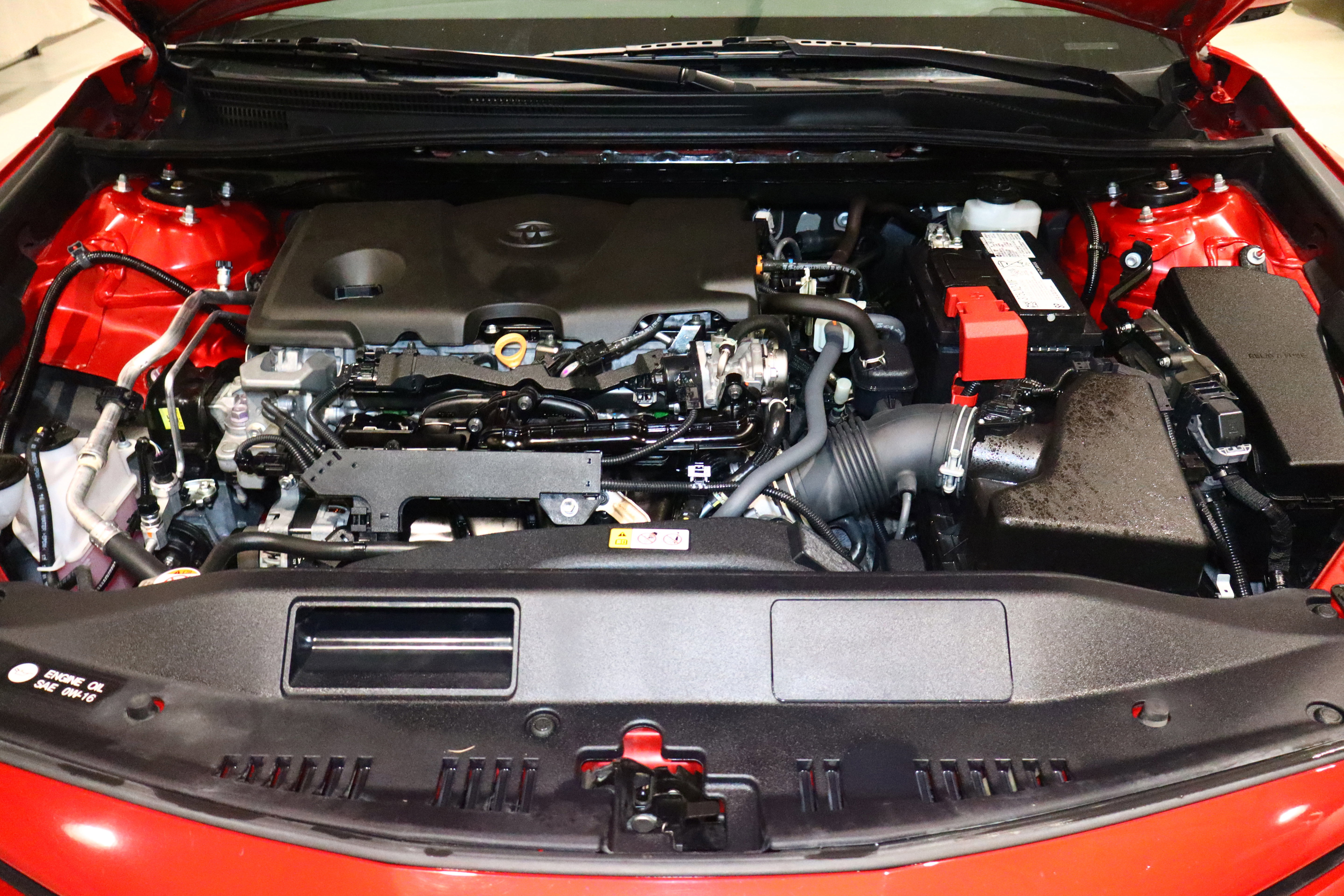 Used 2024 Toyota Camry SE image 9