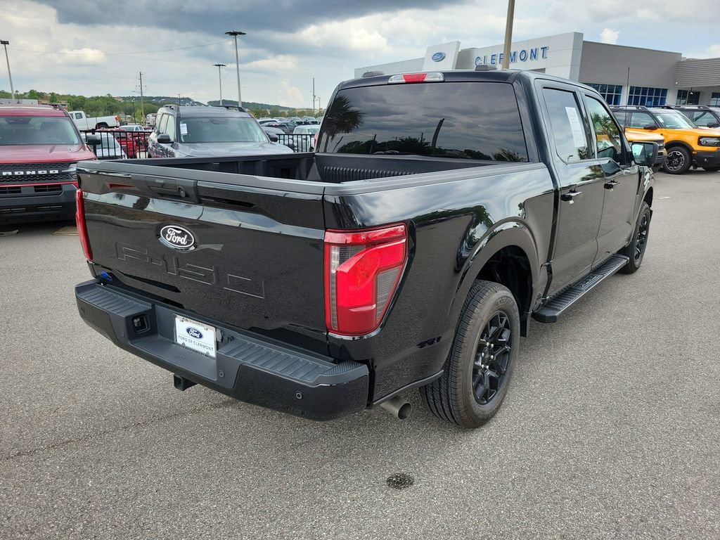 Used 2024 Ford F150 XLT w/ XLT Black Appearance Package RWD image 5