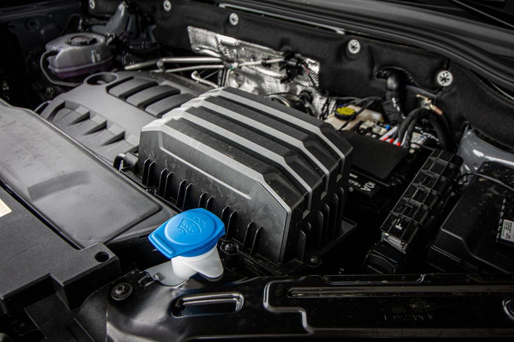 New 2026 Volkswagen Atlas Cross Sport SE FWD image 12