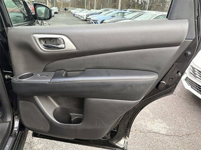 Used 2013 Nissan Pathfinder SL w/ Trailer Tow Pkg image 16