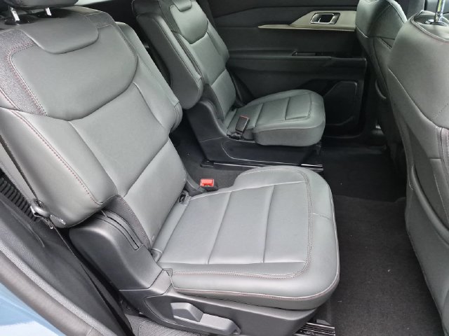 New 2027 Ford Explorer Active w/ Active Comfort Package AWD/4WD image 18