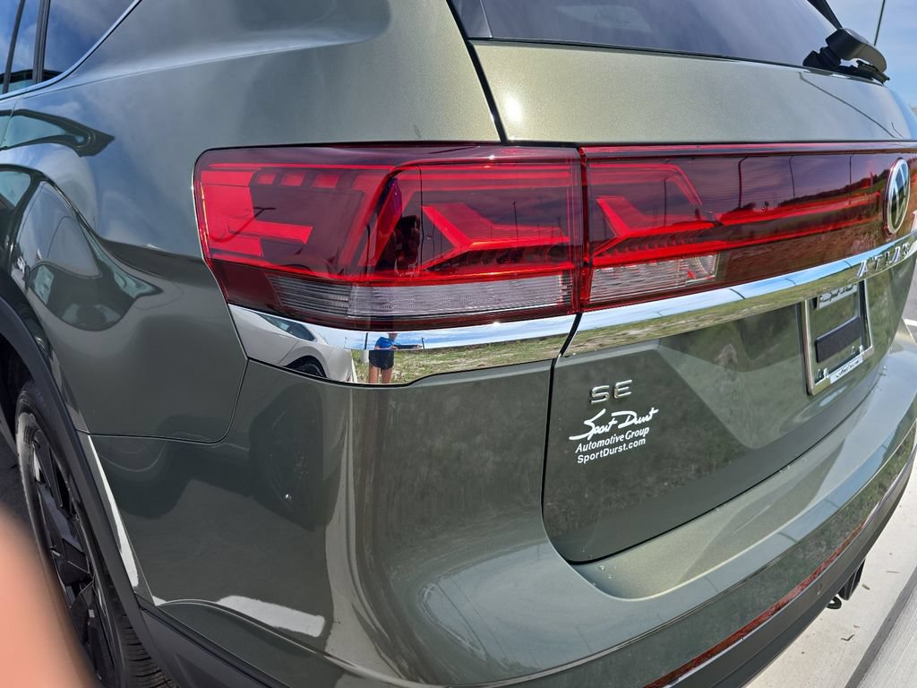 New 2026 Volkswagen Atlas SE FWD image 28