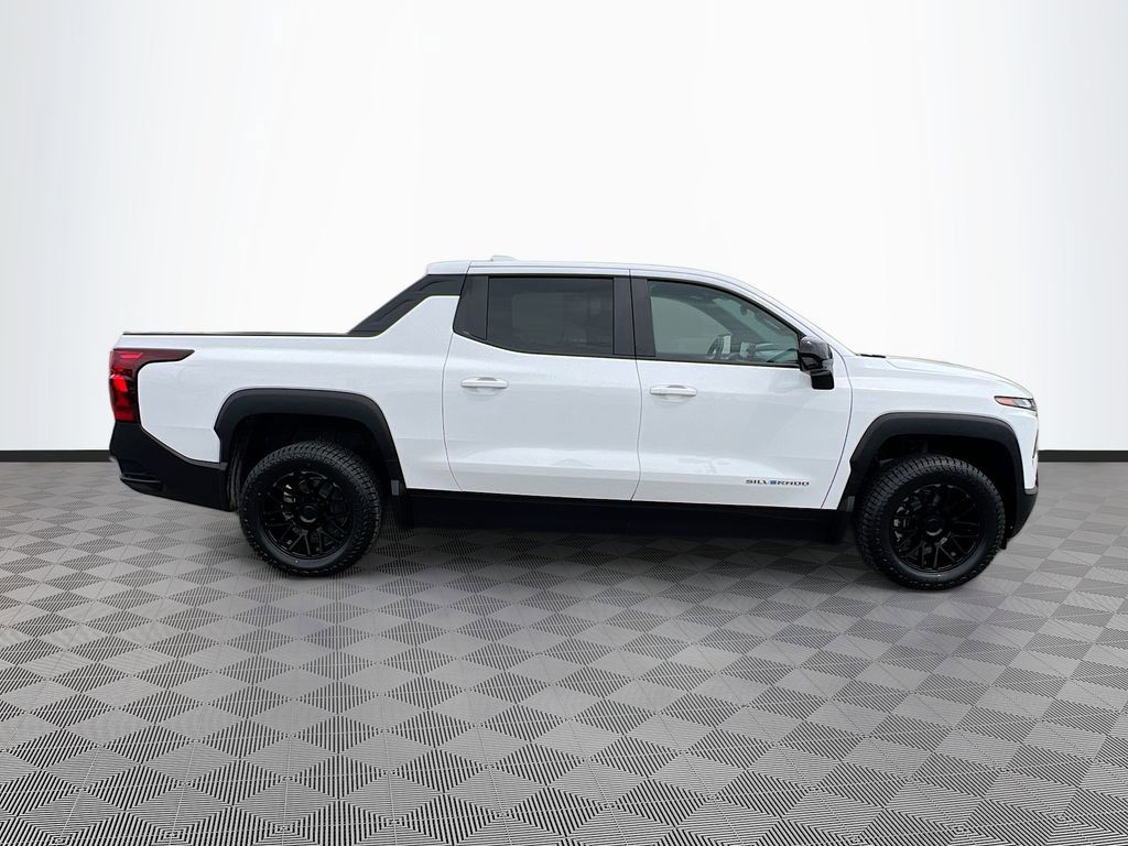 Used 2024 Chevrolet Silverado EV W/T AWD/4WD image 8