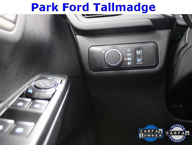 Used 2022 Ford Escape SE image 17