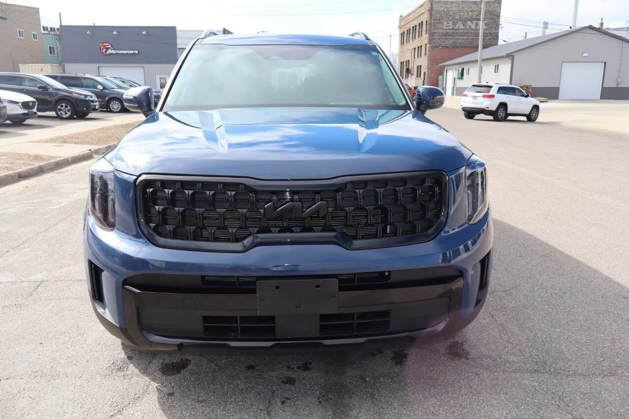 Used 2025 Kia Telluride AWD image 11