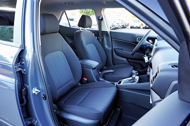 New 2026 Hyundai Venue SE FWD image 15
