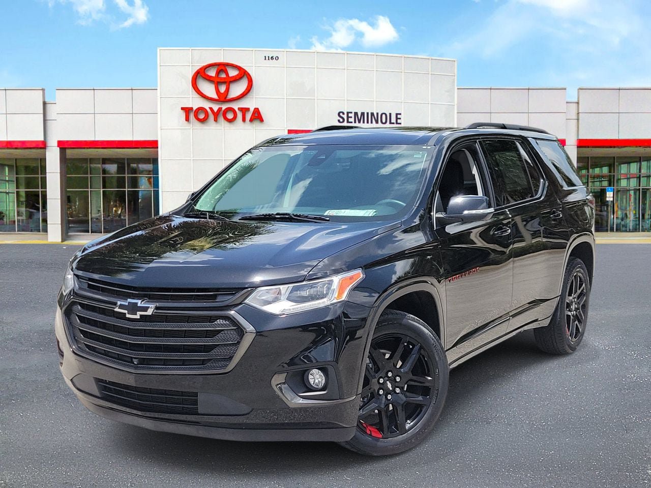 Used 2021 Chevrolet Traverse Premier w/ Redline Edition AWD/4WD image 1