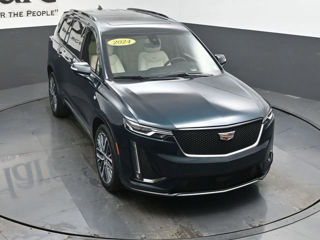 Used 2024 Cadillac XT6 Sport w/ Technology Package image 52