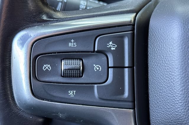 Used 2022 Chevrolet Suburban LT AWD/4WD image 38