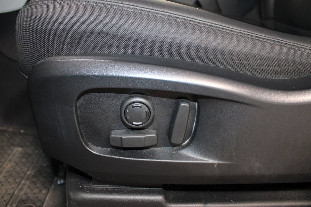 Used 2025 Land Rover Defender 110 S AWD/4WD image 14