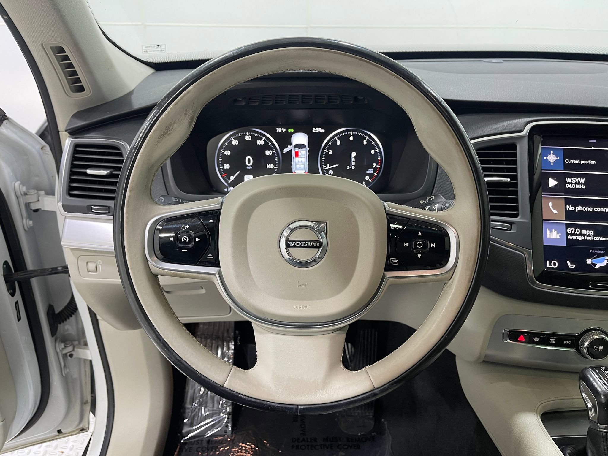 Used 2018 Volvo XC90 T5 Momentum w/ Convenience Package FWD image 22