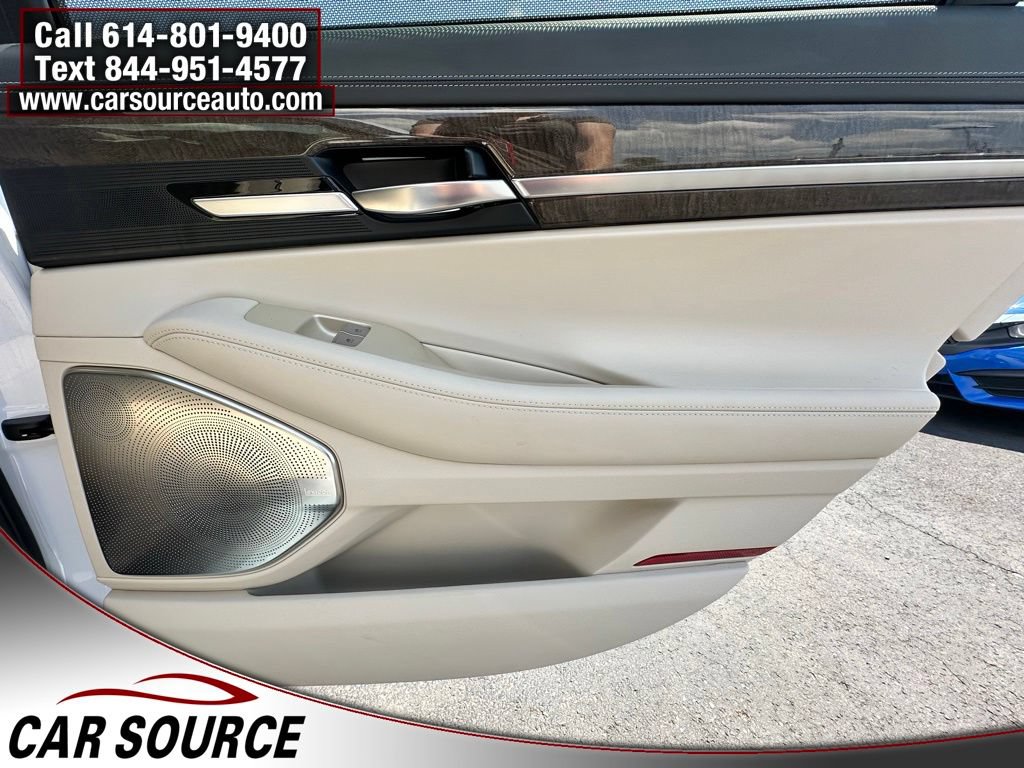 Used 2019 Genesis G90 3.3T Premium AWD/4WD image 25