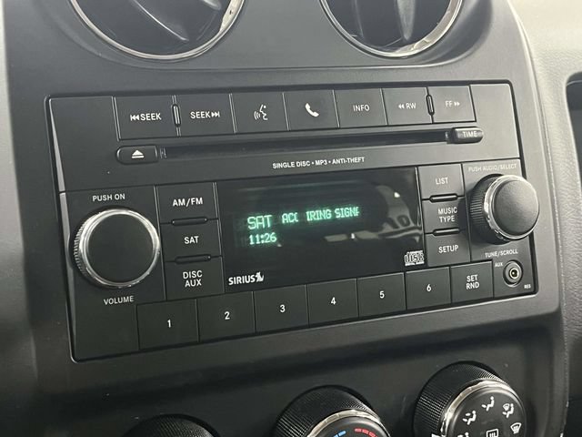 Used 2016 Jeep Patriot Latitude FWD image 29