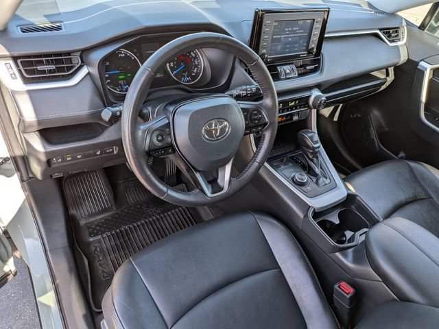 Used 2021 Toyota RAV4 XLE Premium AWD/4WD image 9