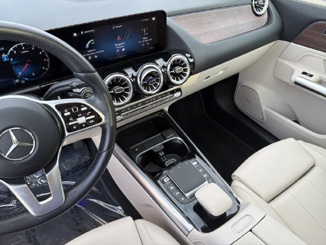 Used 2023 Mercedes-Benz GLA 250 image 30