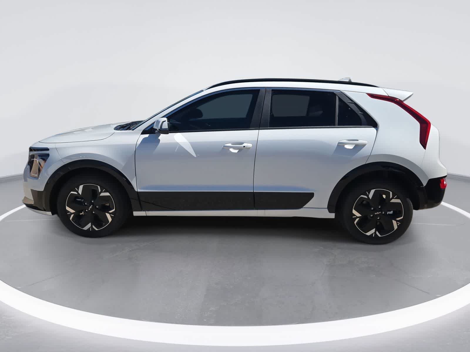 New 2026 Kia Niro Wind FWD image 5