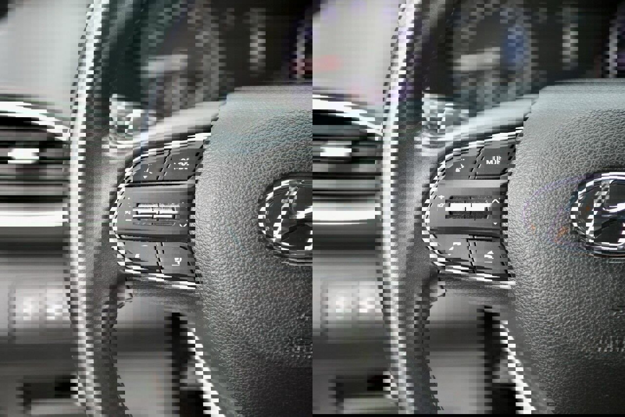 Used 2023 Hyundai Santa Fe SEL image 21